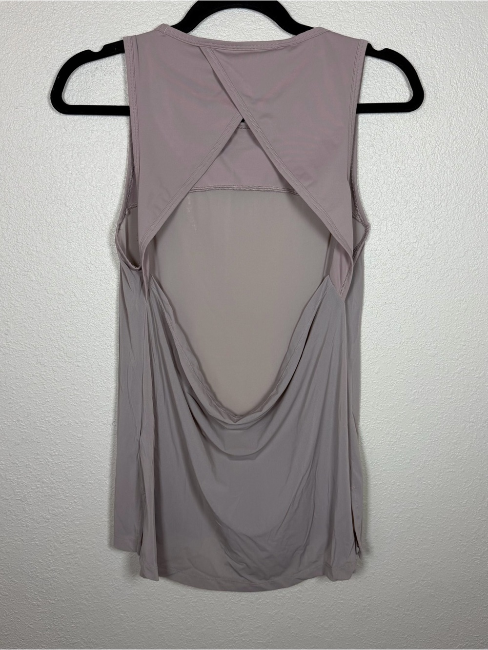 Gymshark M Women’s Mauve Open Back Speed Tank Mesh Athleisure Comfort Activewear - Picture 2 of 4